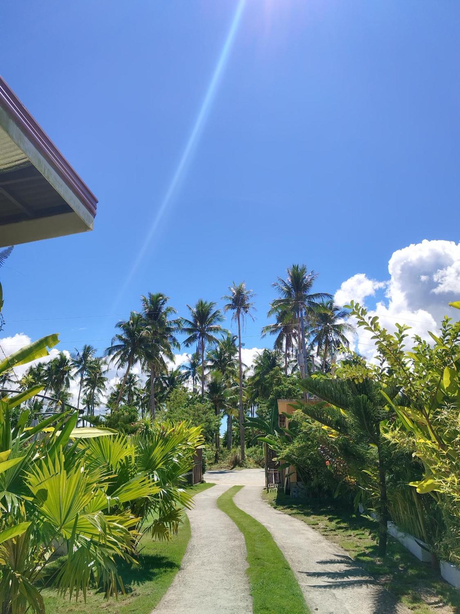 Langojon Jianjoy Beach Resort General Luna  Eksteriør billede